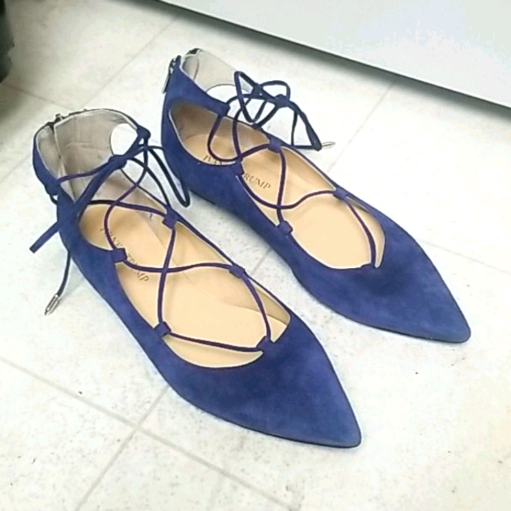Blue Suede lace up flats nubuck